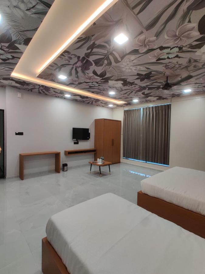 Hotel Pride Of Chittor Chittorgarh Bagian luar foto