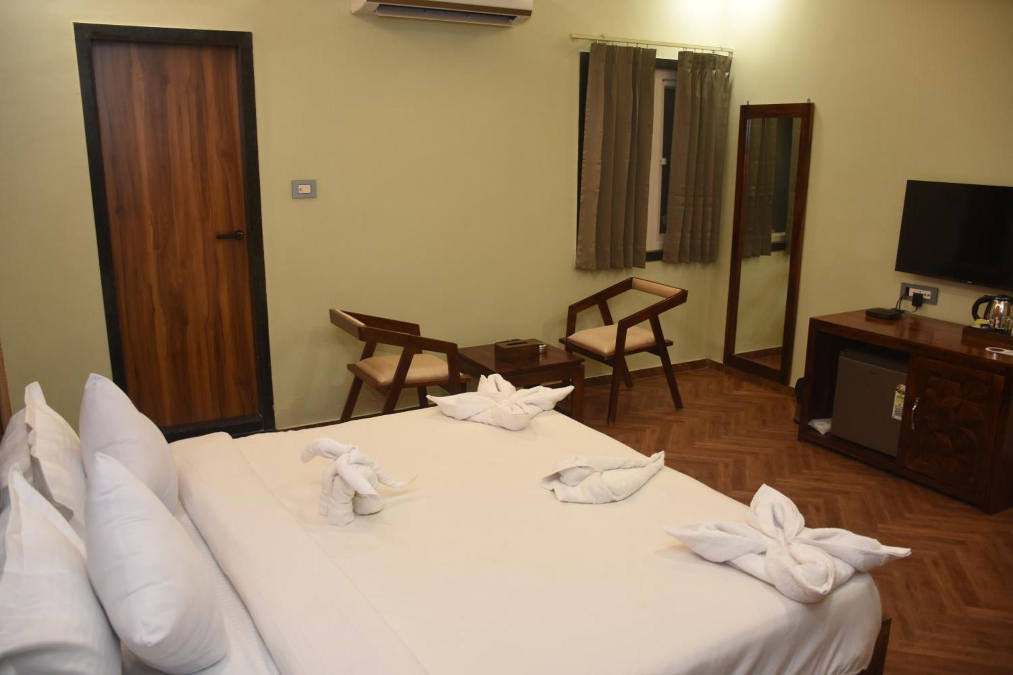 Hotel Pride Of Chittor Chittorgarh Bagian luar foto