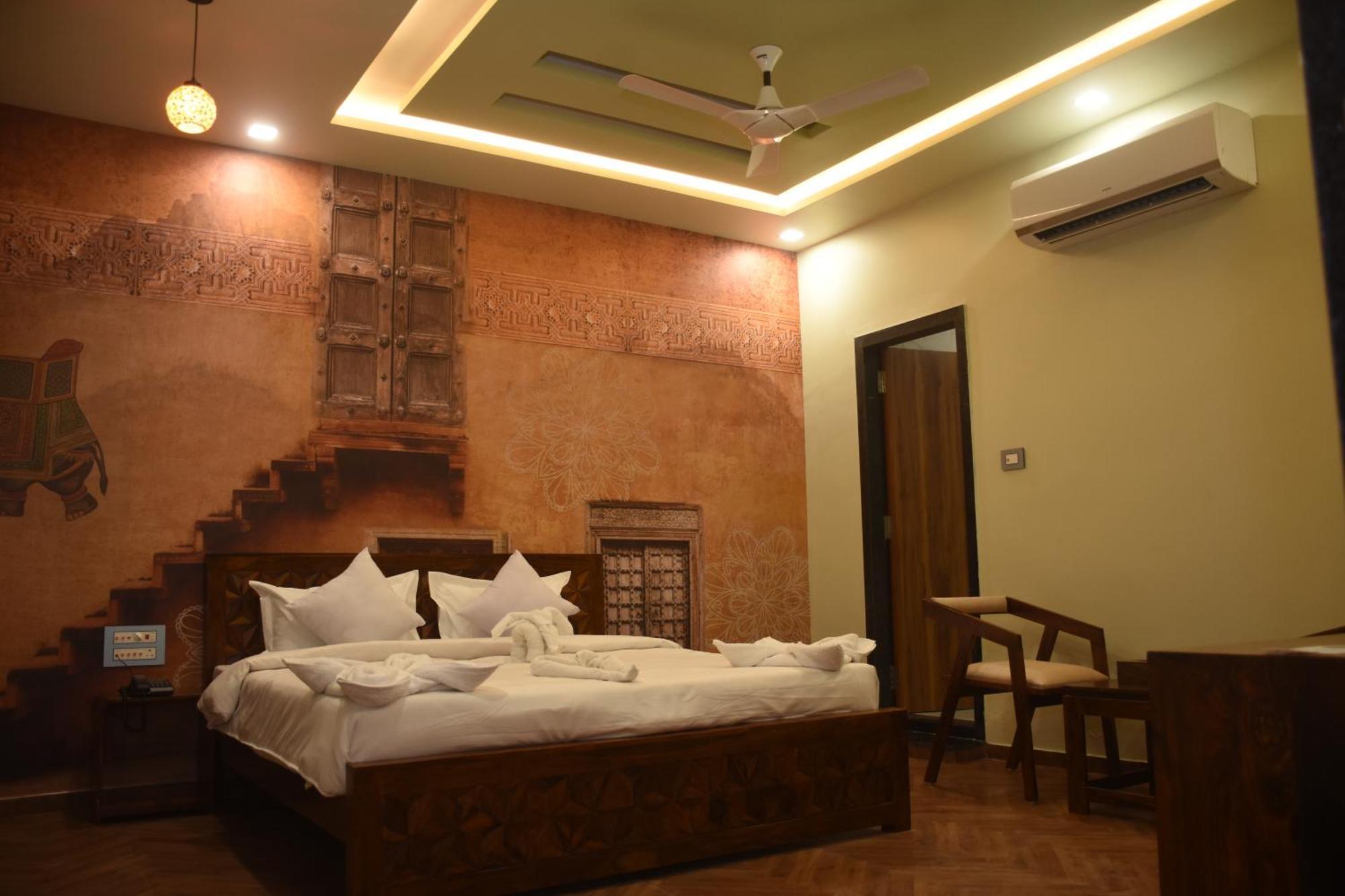 Hotel Pride Of Chittor Chittorgarh Bagian luar foto