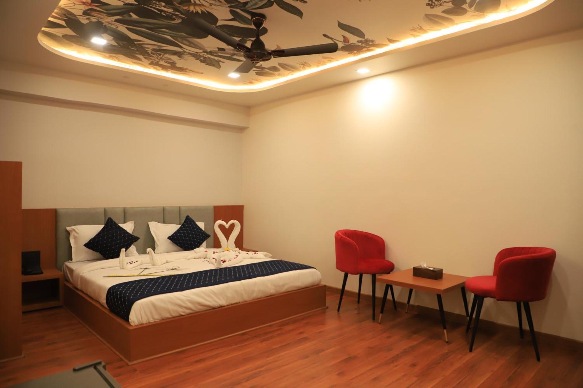 Hotel Pride Of Chittor Chittorgarh Bagian luar foto