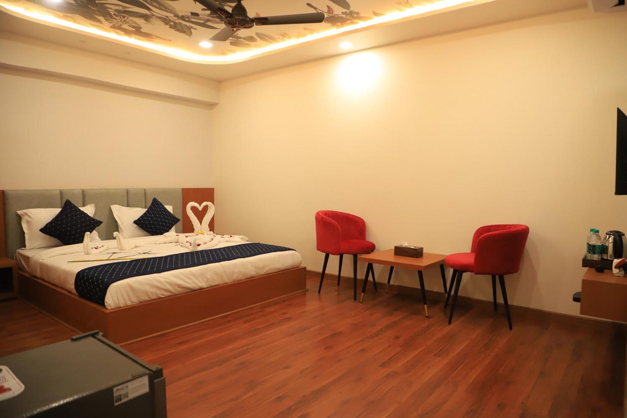 Hotel Pride Of Chittor Chittorgarh Bagian luar foto