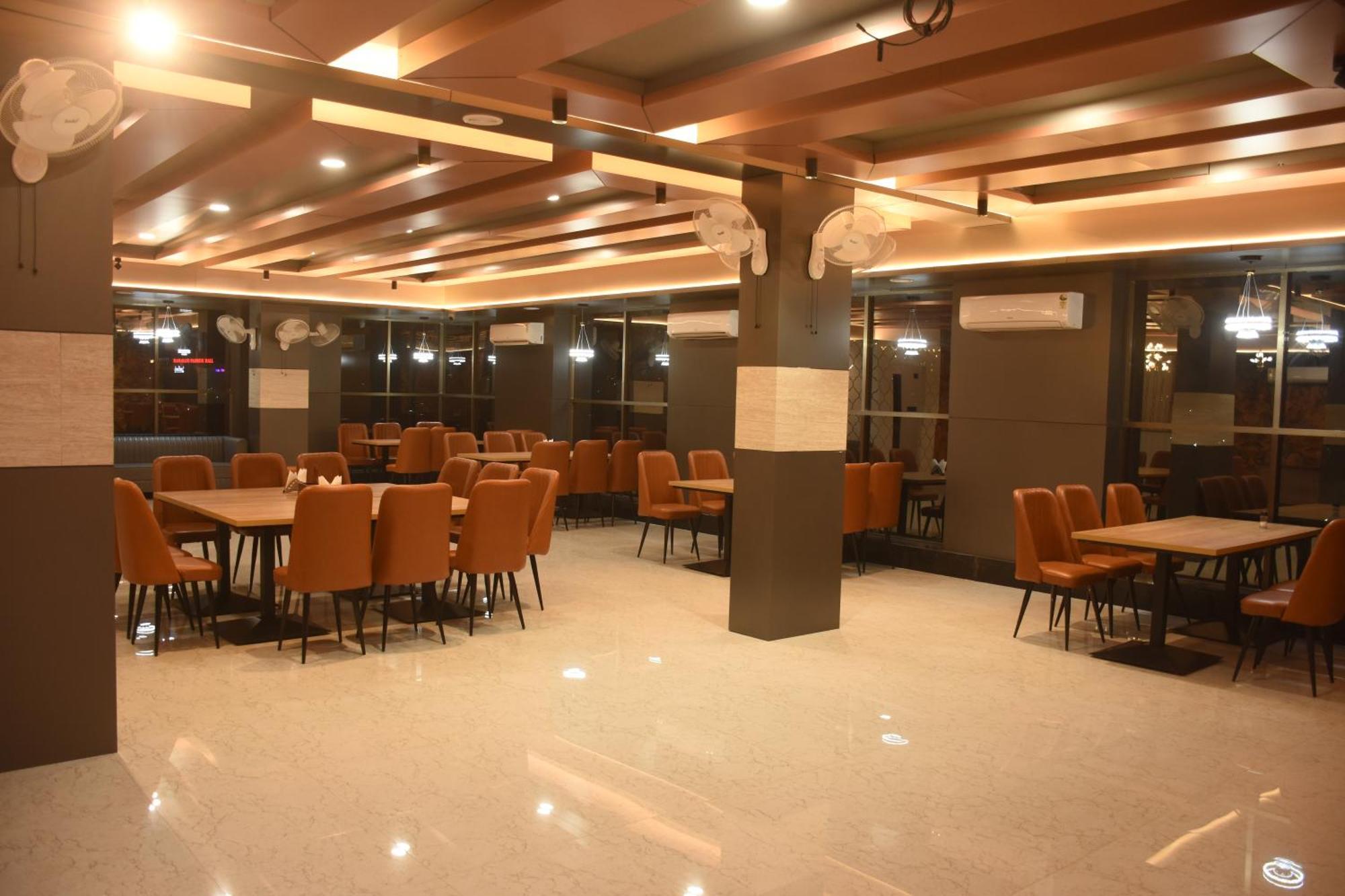 Hotel Pride Of Chittor Chittorgarh Bagian luar foto